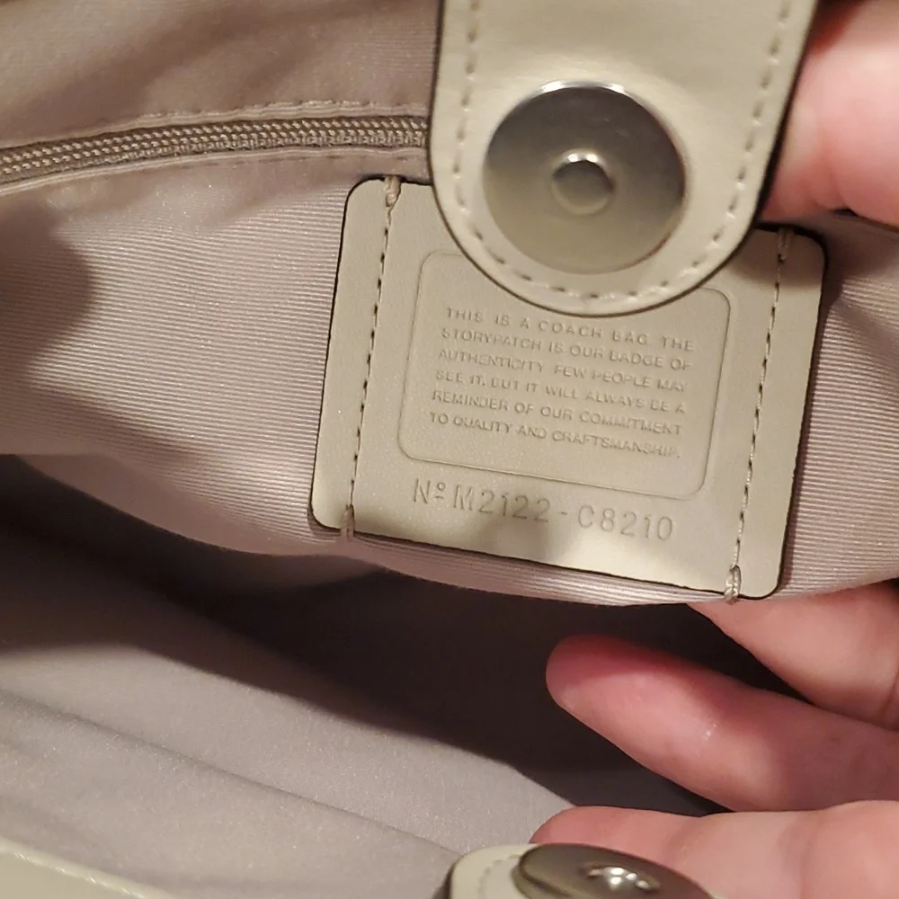Like NEW Coach colorblock Lane Carryall